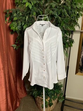 Zac & Rachel White Pintuck Button-Front Shirt